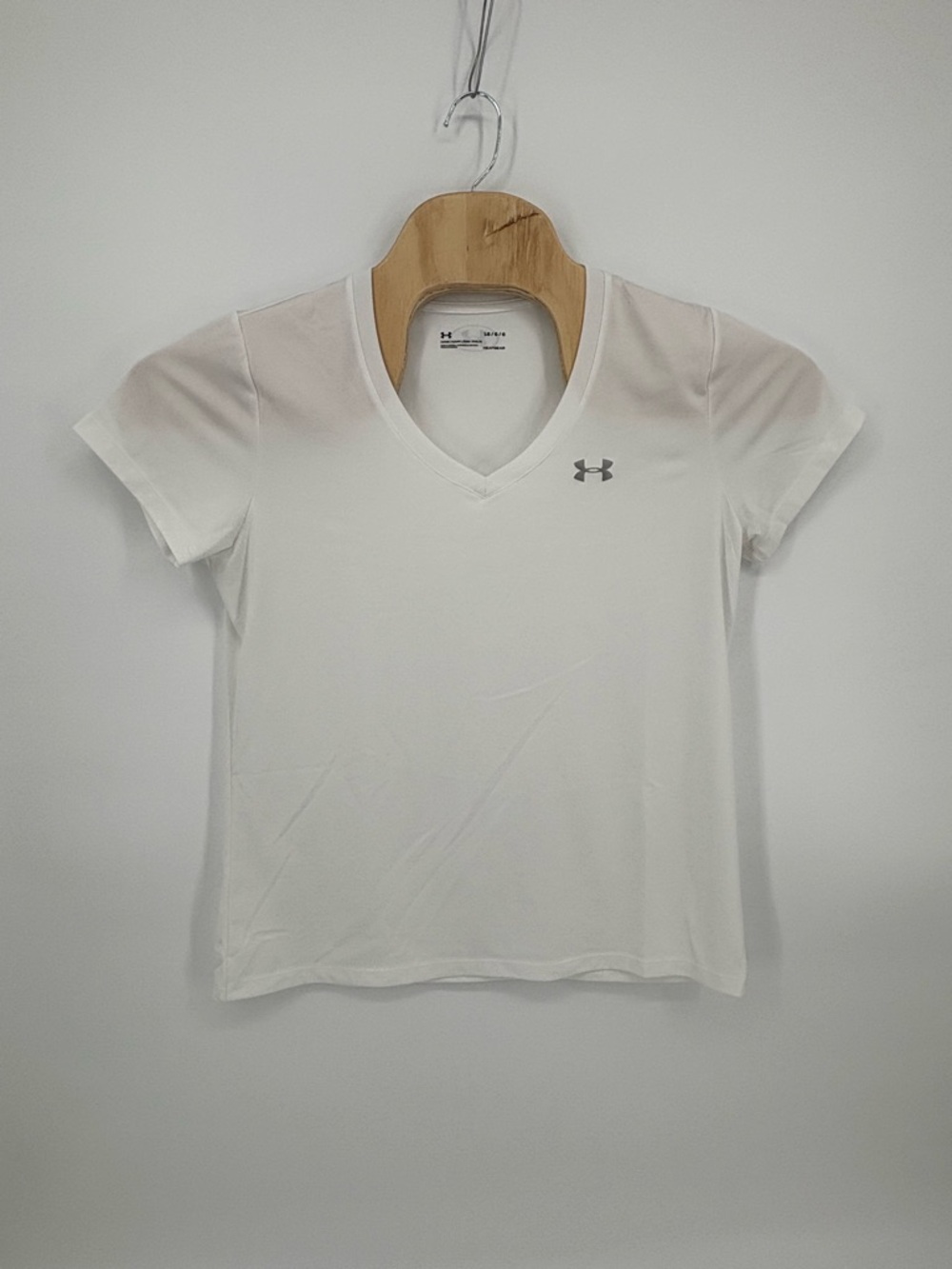 Under Armour Women's HeatGear Loose V-Neck T-Shirt White Size L Workout Gym Top